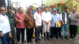 Sidak Bersama Bupati dan Danramil Waru di Proyek Cor Tambak Sumur: "Kualitas Tak Bisa Ditawar, Kecepatan Harus Dikejar