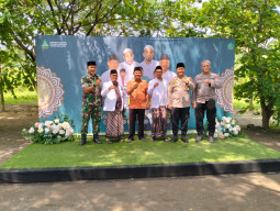Danramil 0816/09 Krian Dukung Penuh Heroik Santri Al Amanah, Parade Alfiyah Semangati Ilmu dan Akhlak