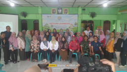 Rawat Sungai, Rawat Kebersamaan: Babinsa & Warga Krembangan Bersinergi Jaga Sumber Kehidupan