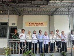 Danramil 0816/04 Porong Dampingi Kunjungan Wakil Bupati Sidoarjo ke Rutan Kelas IIA Porong, Wujud Sinergi dan Kepedulian