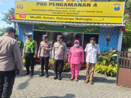 Pantau Arus Mudik 2026, TNI-Polri Perkuat Koordinasi di Pos Terpadu Pondok Chandra