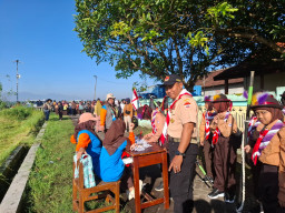 Babinsa Wonokasian Dampingi Pembukaan JANGKA Pramuka Wonoayu, Tanamkan Disiplin dan Keamanan