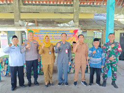 Babinsa Trompoasri Hadiri Pelantikan Pj Kades, Perkuat Sinergi Tanpa Batas