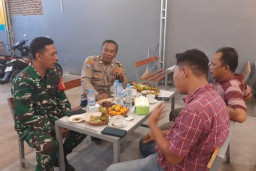 Komsos Humanis Babinsa Kenongo, Perkuat Silaturahmi dan Jaga Kondusifitas Lingkungan