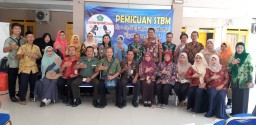 Komsos Babinsa Dalam Rangka Sosialisasi Sanitasi Total Berbasis warga