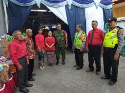 Babinsa Ramil0816/07 Hadiri Kegiatan Rundown Natal di Gereja Bethel Desa Kr