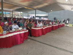 Danramil 0816/10 Balongbendo Hadiri Penyerahan Santunan Yatim Piatu ol