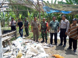 Danramil 0816/13 Melaksanakan Oprasi Gabungan bersama muspika Wonoayu