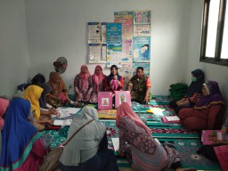 Wujud Kemanunggalan, Babinsa 0816/13 Lakukan Pendampingan Kelas Ibu Hamil