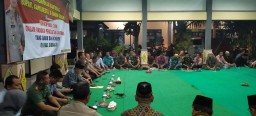 Acara Cangkrukan Di Pendopo Kecamatan Tarik Sebagai Momen Penguatan Kamtibm