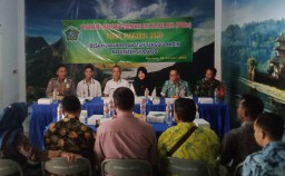 Sertu Sunarman Babinsa Nganban Hadiri Rapat Penetapan APBDes