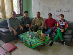 Sertu Indro Setiyawan Mengikuti SKJ Bersama Forkopimka Di SMPN 1 Jabon
