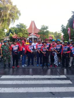 Babinsa Koramil 0816/01 Pengamanan Gowes sidoarjo.