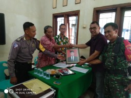 Babinsa Ramil 0816/13 Monitor Pendaftaran calon kades di desa binaan