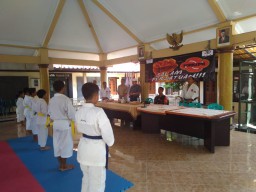 Babinsa Koramil 0816/03 Buduran menghadiri uji kenaikan tingkat Kempo