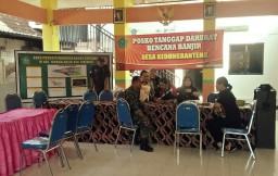 Lebih Dekat Relawan (ILS) dan Babinsa gelar komsos