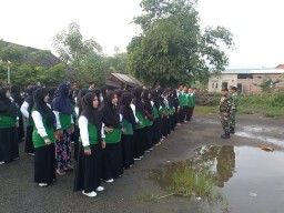 Anggota Ramil 07/krembung melatih PBB di PP Burhanul Hidayah