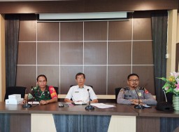Babinsa 12/Prambon kegiatan rapat koordinasi antara Forkopimka Prambon