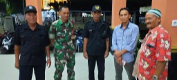 Kedekatan Babinsa Anggota Koramil 0816/05 Tulangan dan Warga binaan