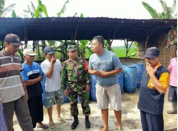 Anggota Koramil 0816/08 Jabon Bantu Mediasi Tuntutan Warga