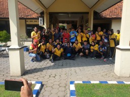DANRAMIL 0816/13 MENGHADIRI KEGIATAN SEPEDA SANTAI DAN OLAH RAGA BERSAMA K