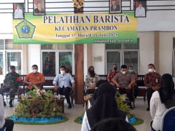 DANRAMIL 12 PRAMBON HADIR PEMBUKAAN PELATIHAN KETRAMPILAN TENAGA KERJA