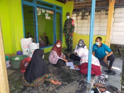 Koramil 0816/07 Krembung Serda Budiono laksanakan Kegiatan Tracing di Desa
