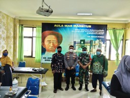 Pendampingan Koramil 0816/05 Tulangan Pada Khitanan Massal