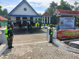 Anggota Ramil0816/07 Krembung Laksanakan patroli menjelang Nataru