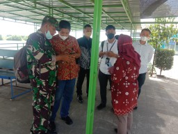 Babinsa Jabon Bersama Linmas Laksanakan Pengamanan Di Wisata Tlocor