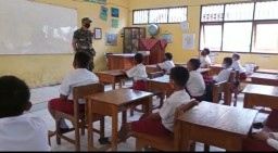 Babinsa Koramil 0816/11 Tarik Jelaskan Pentingnya Wawasan Kebangsaan