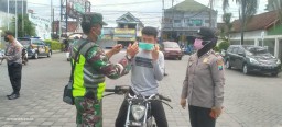Anggota Koramil 06/Tanggulangin laksanakan Ops Yustisi Pamor Keris
