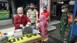 BABINSA RAMIL 0816/15 LAKUKAN PENDAMPINGAN VAKSIN BOOSTER DI REST AREA