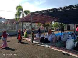 Babinsa Koramil 0816/13 Menghadiri Kegiatan Tablig Akbar dalam rangka memperingati Maulid Nabi Muhammad SAW 1444H