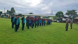 Babinsa Masuk Sekolah - Tanamkan Kedisiplinan, Babinsa Latih PBB dan TUS