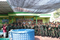 Kodim 0816/Sidoarjo bersama Dinas P2MKP Kab. Sidoarjo gelar kegiatan Bakti Kemandirian Masyarakat di Balongbendo