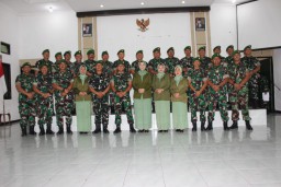 Dandim 0816/Sidoarjo Memimpin Acara Penyerahan Jabatan dan Pelepasan Perwira Yang Pensiun