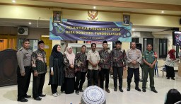 Babinsa Boro Serka Catur Wahyu Hadiri Giat Pelantikan Perangkat Desa