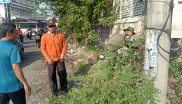 Gotong Royong Bersinergi Bersama Forkopimka Waru dalam Karya Bakti"