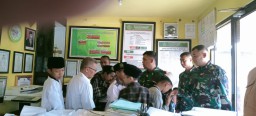 Pemberian Baksos oleh Babinsa yang Naik Pangkat Periode 1 Oktober 2024
