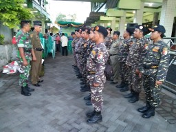 Kodim 0816/Sidoarjo Jajaran Gelar Patroli dan Siskamling Bersama Komduk, Wujudkan Penguatan Binter Mitigasi Kolaborasi