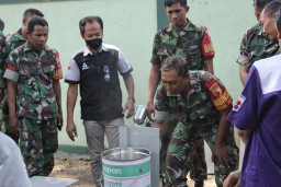 Kodim 0816/Sidoarjo Mengadakan Pelatihan Ketrampilan Pengecatan Kepada Anggota Menjelang Pensiun
