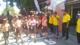 Anggota Ramil 07/Krembung Pam Rute Lomba Gerak Jalan Umum