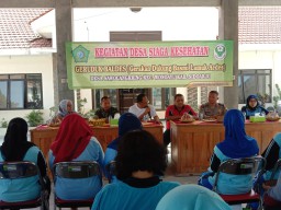 Sinergi Babinsa 0816/13 Dengan Petugas Kesehatan acara GERUDUK BALDES