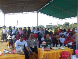 Senam Sehat Bersama Warga Dalam Rangka HUT RI Ke 74