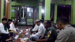 Haul Ke-8 Syeh Jafar Rochman dihadiri Babinsa Koramil 0816/13 Wonoayu