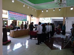 Danramil 0816/11 Tarik hadiri Acara Pelantikan BPD Kramat Temenggung