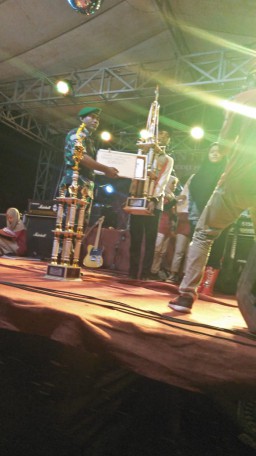 Babinsa Ramil 0816/11 Tarik hadiri Lomba LKBB Di SMAN 1 Tarik
