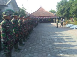 Apel dan Doa Bersama oleh Satgas TMMD ke 106 Kodim 0816/Sidoarjo