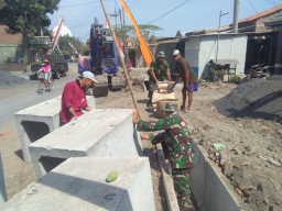 Pembangunan Drainase di Lokasi TMMD Dikebut